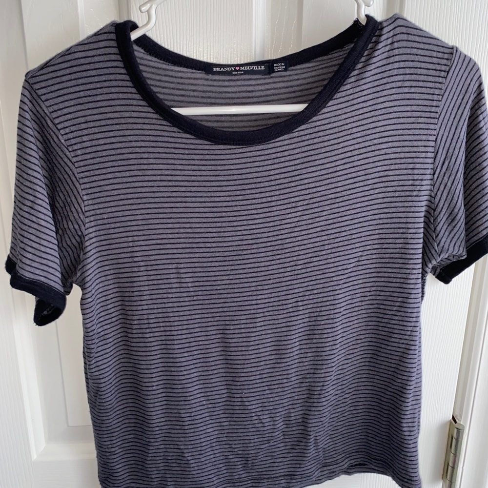 Brandy Melville Shirt!!